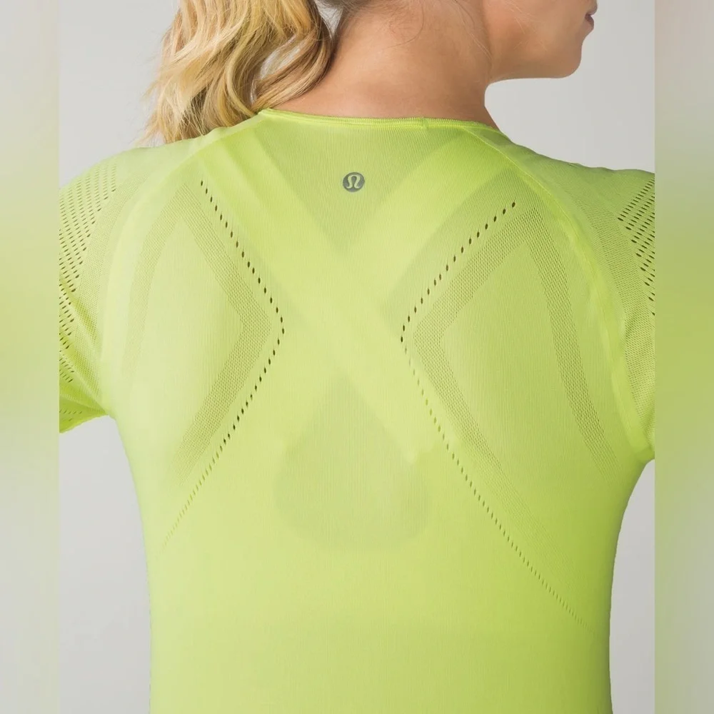 Lululemon Light Speed Long Sleeve Ray Neon Yellow Lightweight Size Medium - Picture 2 of 6